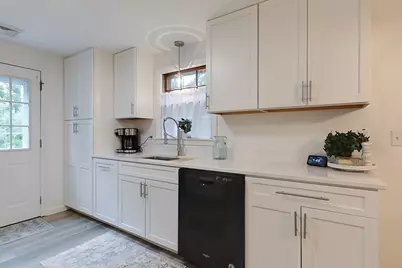 132 Oak Ridge Dr, Ayer, MA 01432 - Photo 3
