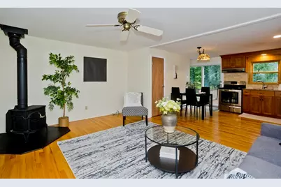 36 Brookwood Dr, Northampton, MA 01062 - Photo 7
