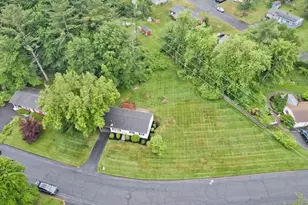 36 Brookwood Dr, Northampton, MA 01062 - Photo 33