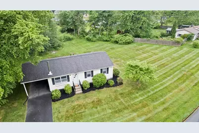 36 Brookwood Dr, Northampton, MA 01062 - Photo 5
