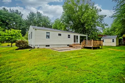36 Brookwood Dr, Northampton, MA 01062 - Photo 31