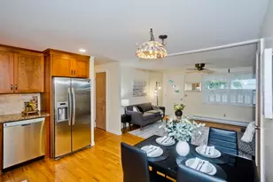 36 Brookwood Dr, Northampton, MA 01062 - Photo 17