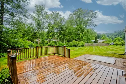 36 Brookwood Dr, Northampton, MA 01062 - Photo 27