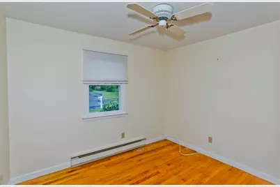 36 Brookwood Dr, Northampton, MA 01062 - Photo 23