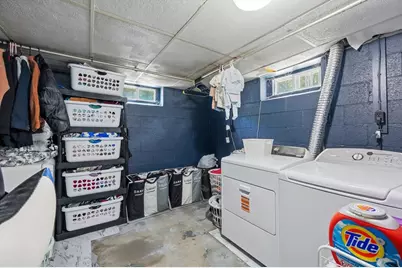 23 Smith St, Chicopee, MA 01020 - Photo 31