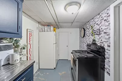 23 Smith St, Chicopee, MA 01020 - Photo 29