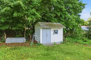 23 Smith St, Chicopee, MA 01020 - Photo 37