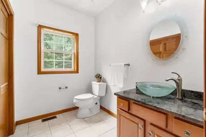 26 Shakespeare St, Tyngsborough, MA 01879 - Photo 15
