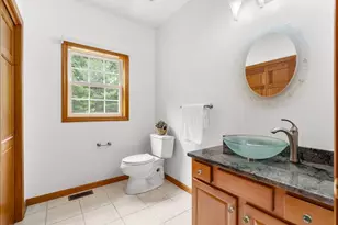 26 Shakespeare St, Tyngsborough, MA 01879 - Photo 15
