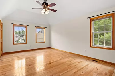26 Shakespeare St, Tyngsborough, MA 01879 - Photo 19