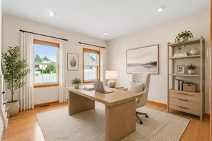 26 Shakespeare St, Tyngsborough, MA 01879 - Photo 13