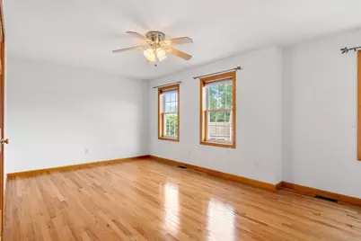 26 Shakespeare St, Tyngsborough, MA 01879 - Photo 23