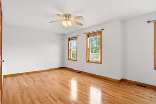 26 Shakespeare St, Tyngsborough, MA 01879 - Photo 23