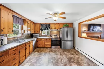 17 Kosciusko, Peabody, MA 01960 - Photo 7