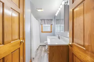 17 Kosciusko, Peabody, MA 01960 - Photo 11
