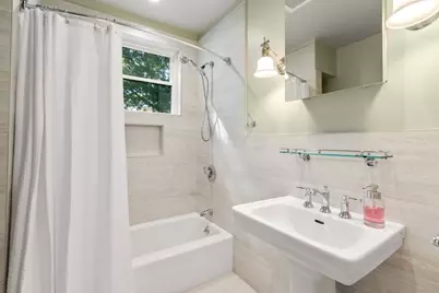 41 Brown Ave, Boston, MA 02131 - Photo 19