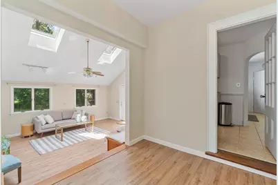 45 Grandview Rd, Arlington, MA 02476 - Photo 9