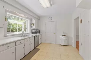 45 Grandview Rd, Arlington, MA 02476 - Photo 11