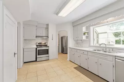 45 Grandview Rd, Arlington, MA 02476 - Photo 13