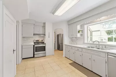 45 Grandview Rd, Arlington, MA 02476 - Photo 13