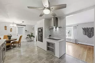 75 Adrian Ave, West Springfield, MA 01089 - Photo 15