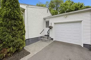 75 Adrian Ave, West Springfield, MA 01089 - Photo 7