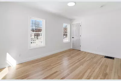 47 Hale St, Leominster, MA 01453 - Photo 25