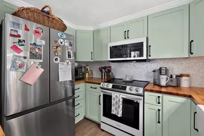 221 County St, Seekonk, MA 02771 - Photo 3