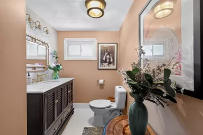 221 County St, Seekonk, MA 02771 - Photo 13