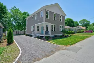 65 Cypress St, Falmouth, MA 02536 - Photo 33