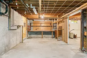 90 Towtaid St, Leicester, MA 01611 - Photo 25