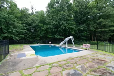 27 South St, Blandford, MA 01008 - Photo 5
