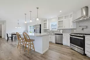 121 E Washington St, North Attleboro, MA 02760 - Photo 15