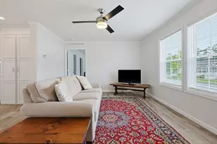 121 E Washington St, North Attleboro, MA 02760 - Photo 7