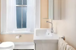 36 Upton St, Boston, MA 02116 - Photo 9