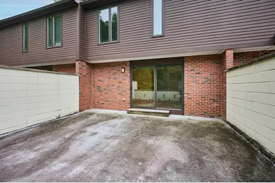 8 Emerson Ct #8, Amherst, MA 01002 - Photo 7