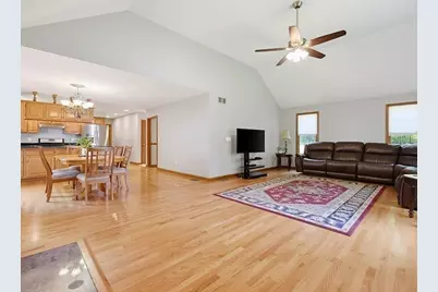 88 Andrews Rd, Marlborough, MA 01752 - Photo 5