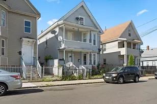 95 Myrtle St, Lawrence, MA 01841 - Photo 3