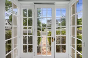 285 Lexington, Newton, MA 02466 - Photo 3