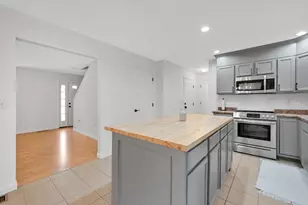 188 Wollaston St, Springfield, MA 01119 - Photo 11