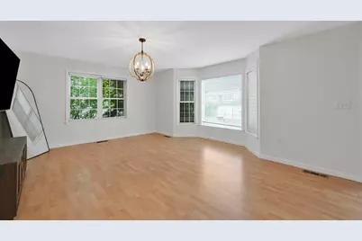 188 Wollaston St, Springfield, MA 01119 - Photo 5
