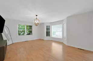 188 Wollaston St, Springfield, MA 01119 - Photo 5