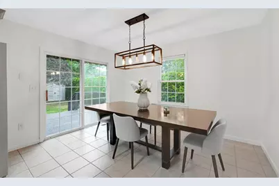188 Wollaston St, Springfield, MA 01119 - Photo 9