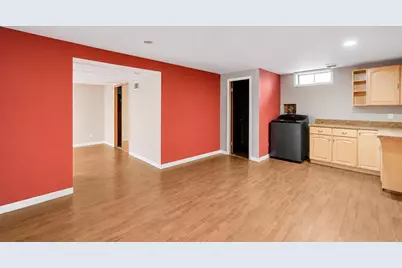 188 Wollaston St, Springfield, MA 01119 - Photo 17