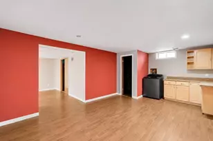 188 Wollaston St, Springfield, MA 01119 - Photo 17