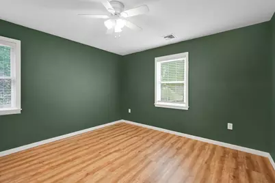 188 Wollaston St, Springfield, MA 01119 - Photo 27