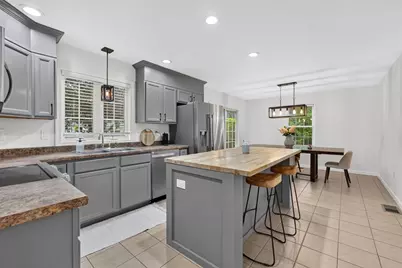 188 Wollaston St, Springfield, MA 01119 - Photo 13