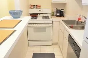 27 Bowdoin St, Boston, MA 02114 - Photo 7