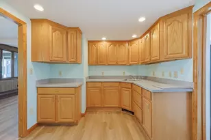24 Poplar Rd, Quincy, MA 02169 - Photo 7
