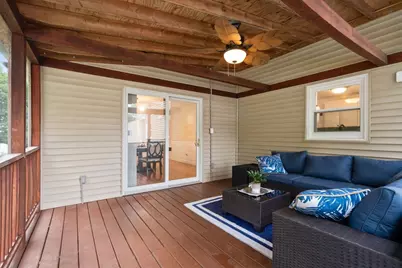 9 Laurel Ln, Bellingham, MA 02019 - Photo 7
